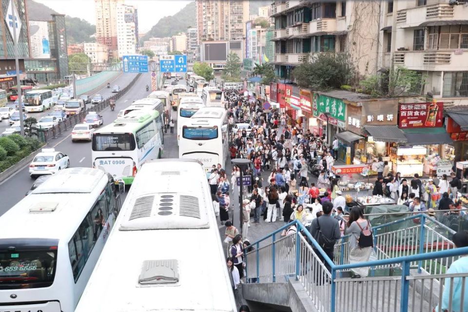 五一期間貴陽旅游市場火爆，集散中心高效服務獲游客點贊